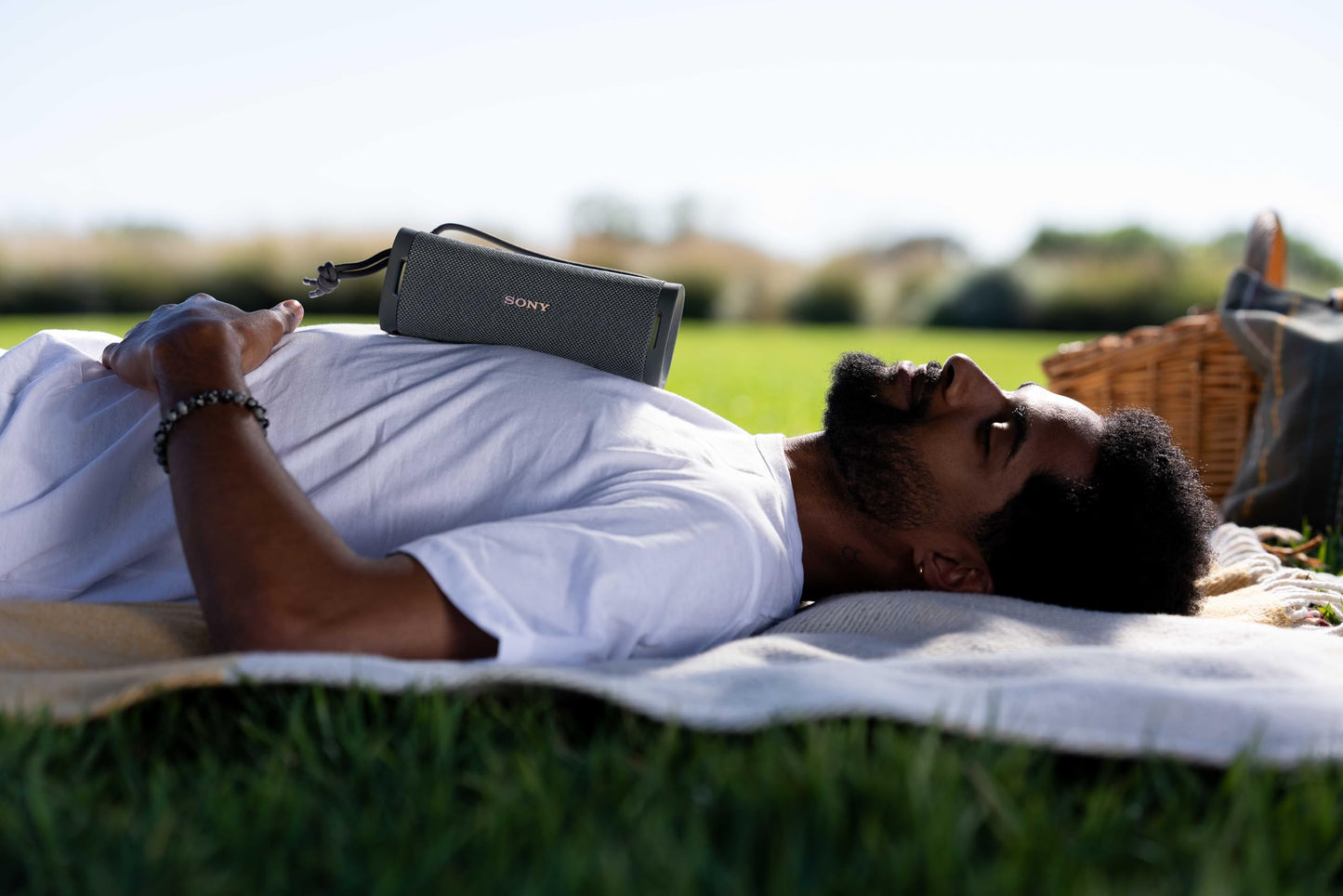 Sony ULT Field 1 Altavoz Portátil con Bluetooth (Gris Bosque / Modelo SRSULT10H)