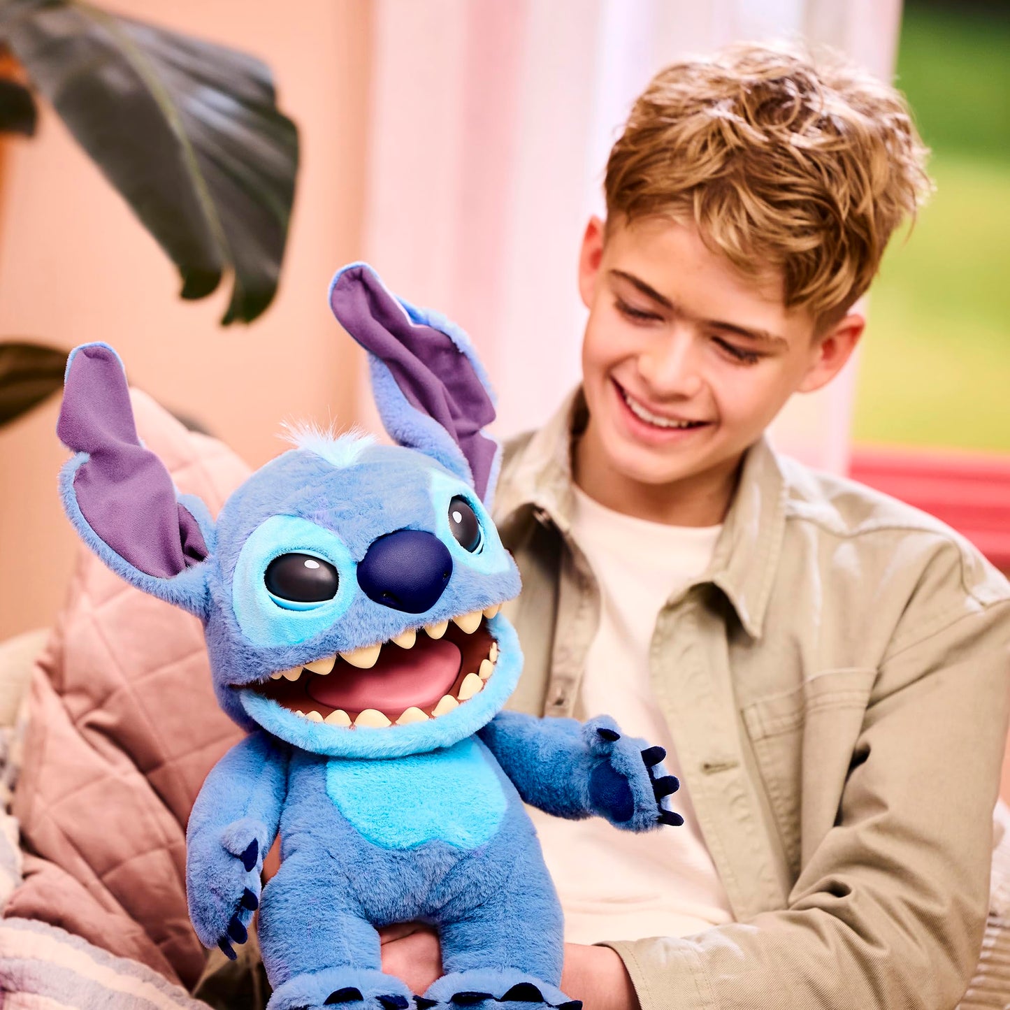 Wow! Stuff Marioneta Stitch Puppetronic de Disney (18 Pulgadas)