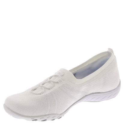 Skechers Women's Breathe Easy - Simple Pleasure, White