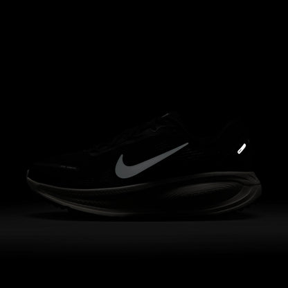 Nike Women's Vomero 18 Black/Summit White/Coconut Milk