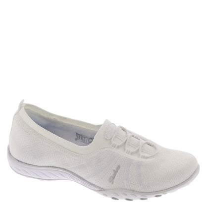 Skechers Women's Breathe Easy - Simple Pleasure, White