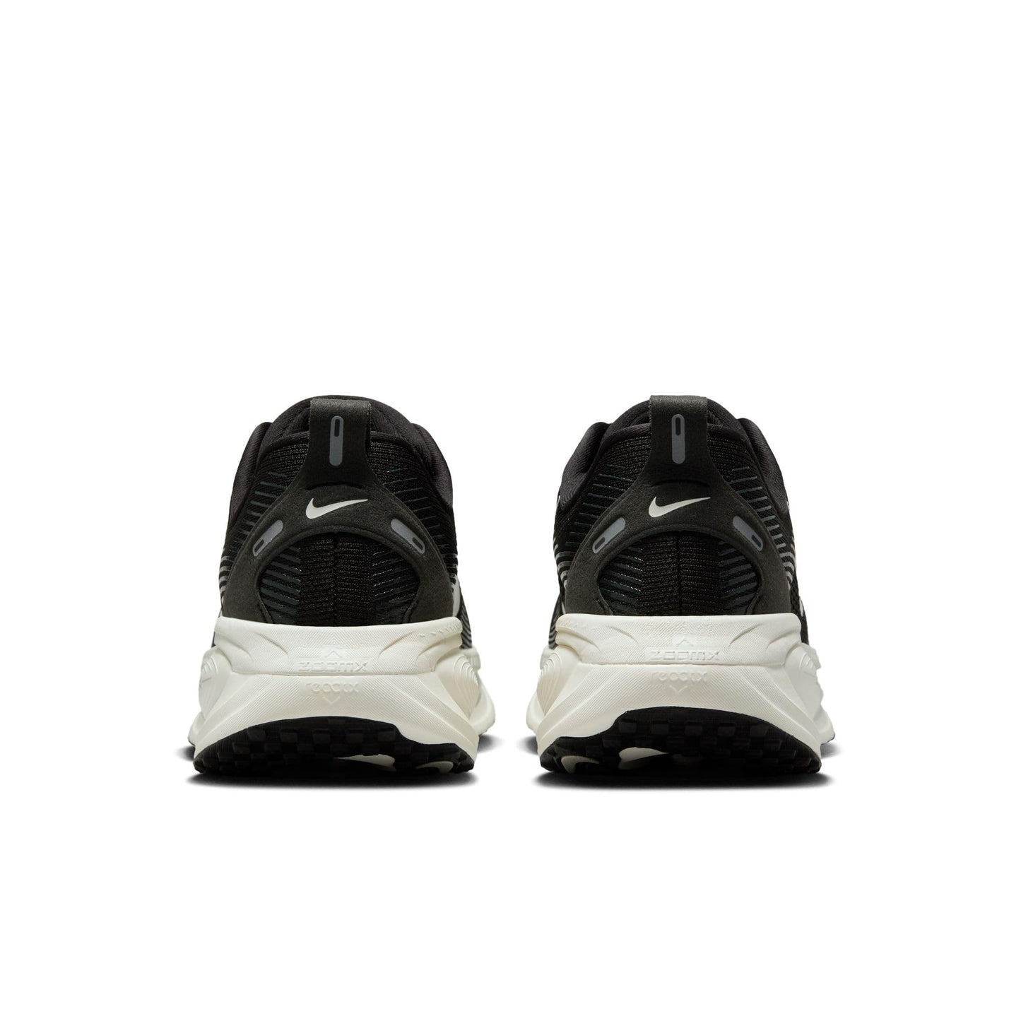 Nike Women's Vomero 18 Black/Summit White/Coconut Milk