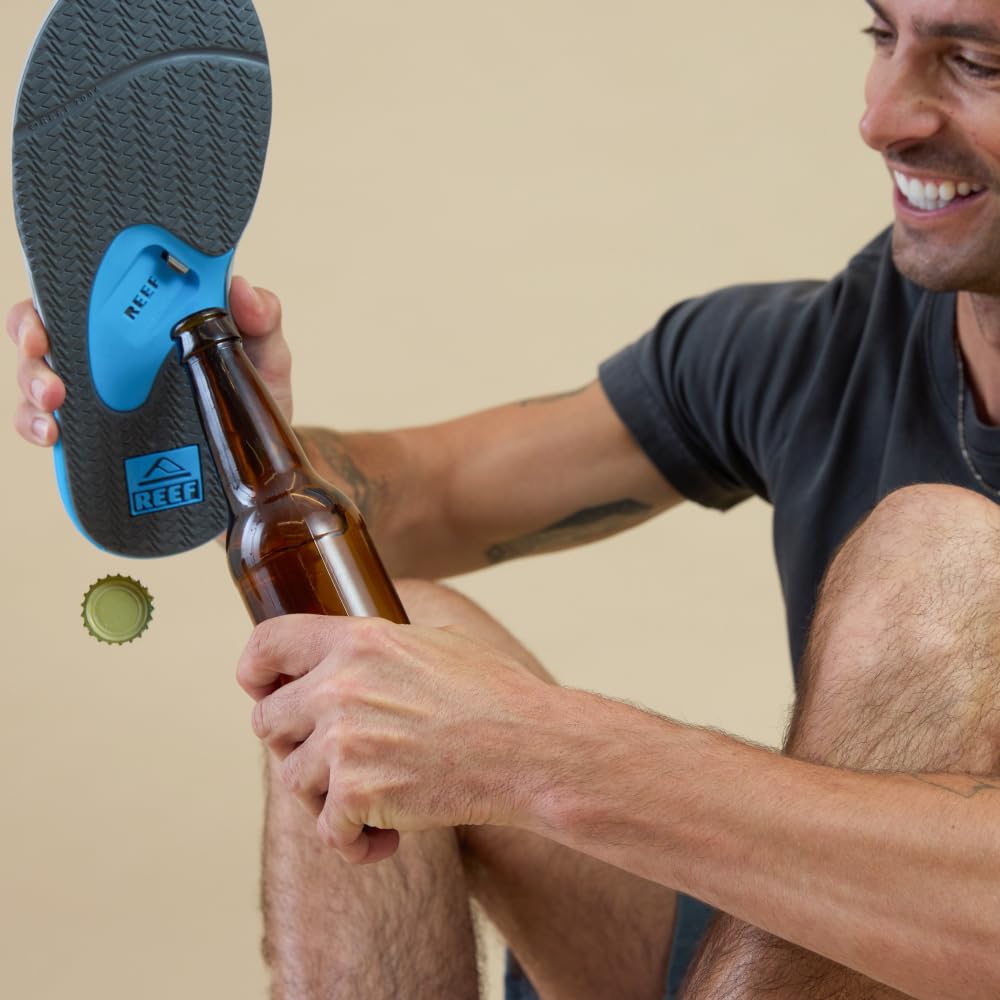 REEF Cushion Fanning Mens Flip Flop, Arch Support, Durable Outsole, Water Friendly, Black