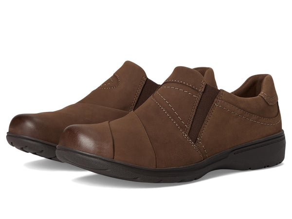 Clarks Collection Women's Carleigh Abby Loafer, Mushroom Nubuck