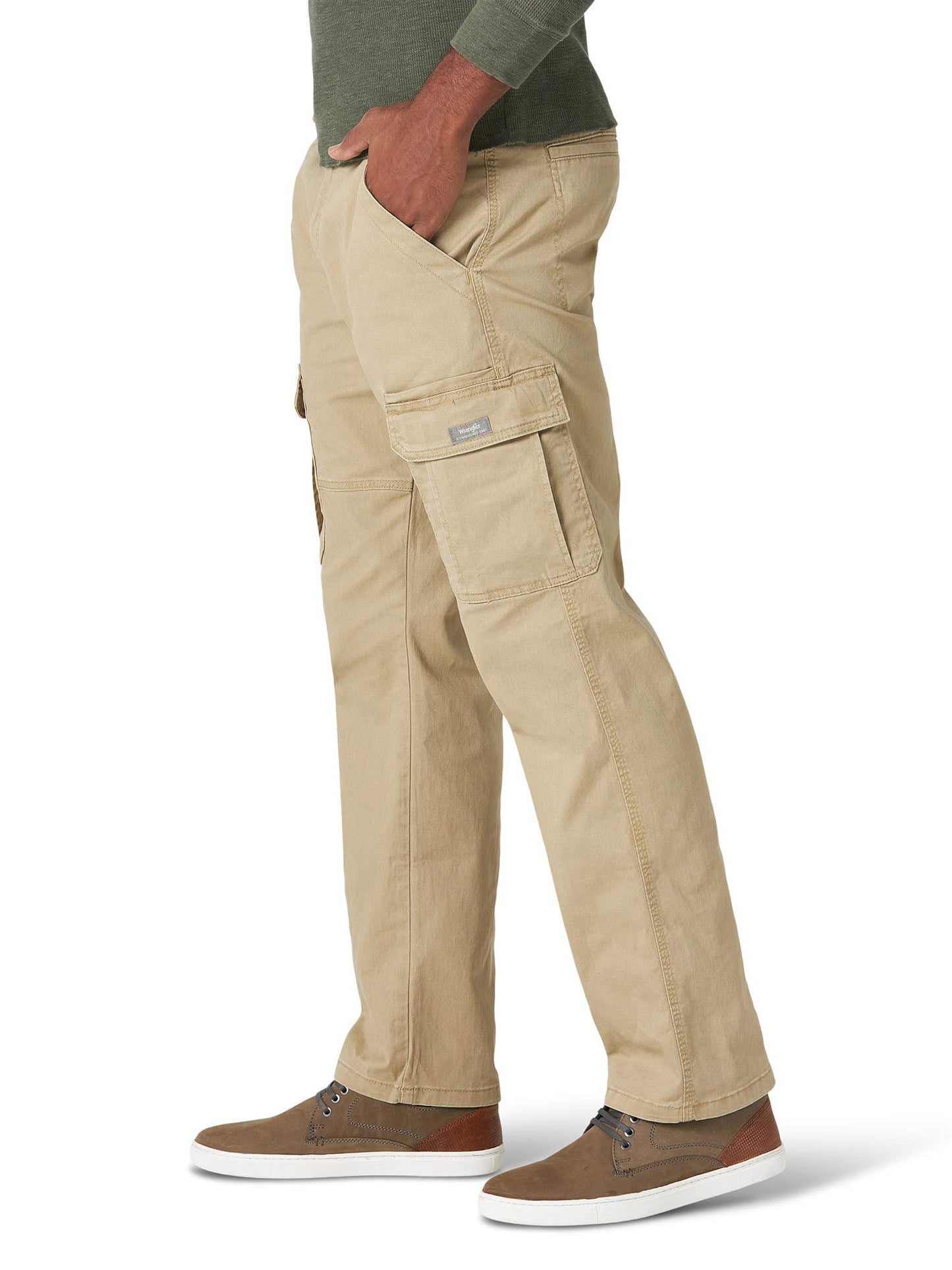 Wrangler Authentics Pantalones Cargo Informales de Ajuste Relajado (Elmwood / 34W x 32L US)