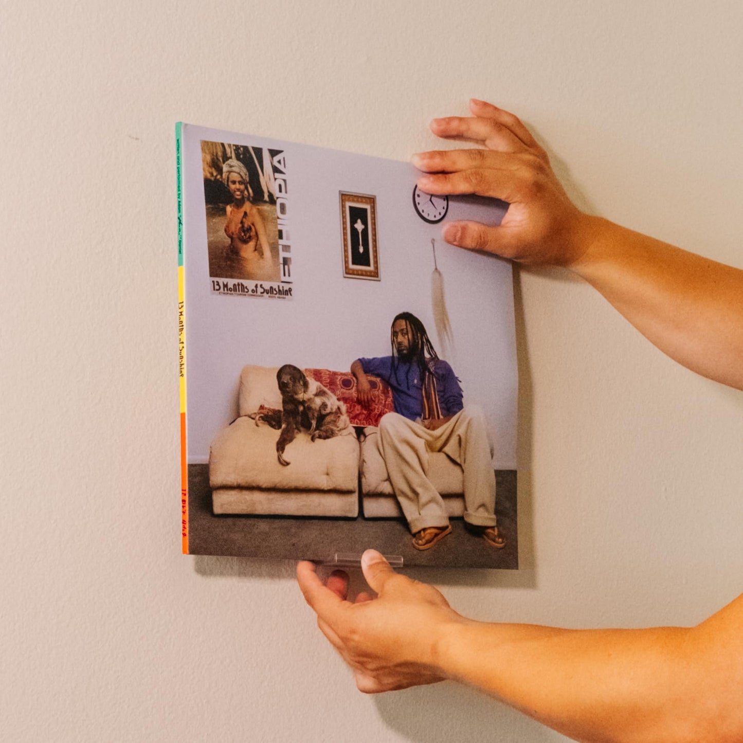 Modern JP Soportes de Pared Adhesivos para Vinilos (Paquete de 8 / Negro)