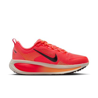 Nike Womens Vomero 18 Hot Lava/Black/Chalk/Orange Pulse
