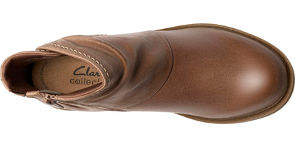 Clarks Womens Hearth Sofia Dark Sand Leather