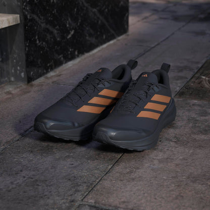 adidas Men's Run Falcon 6 All Terrain, Black/Thermal Gold Metallic/White