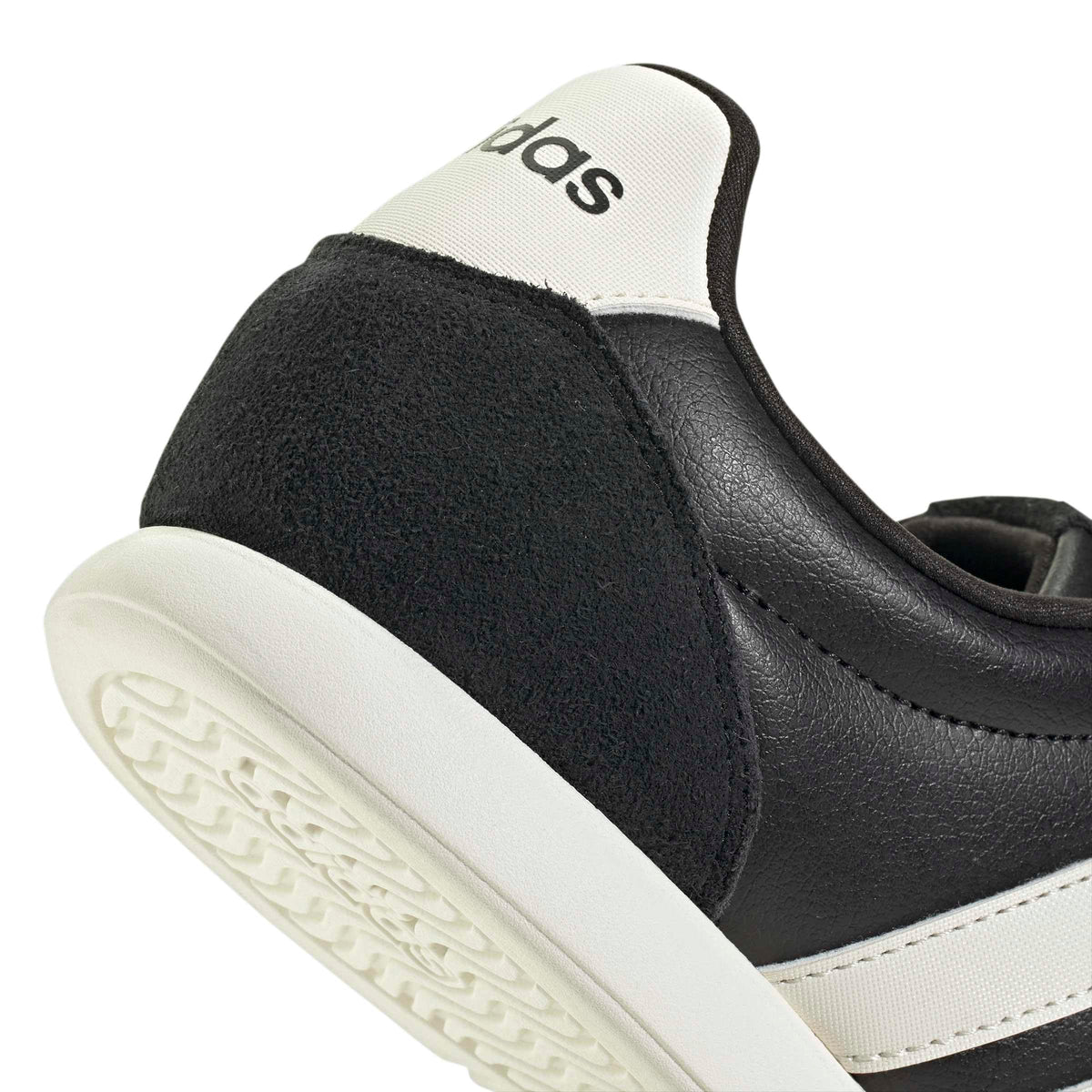 adidas Women's Barreda Low, Black/White/Off White