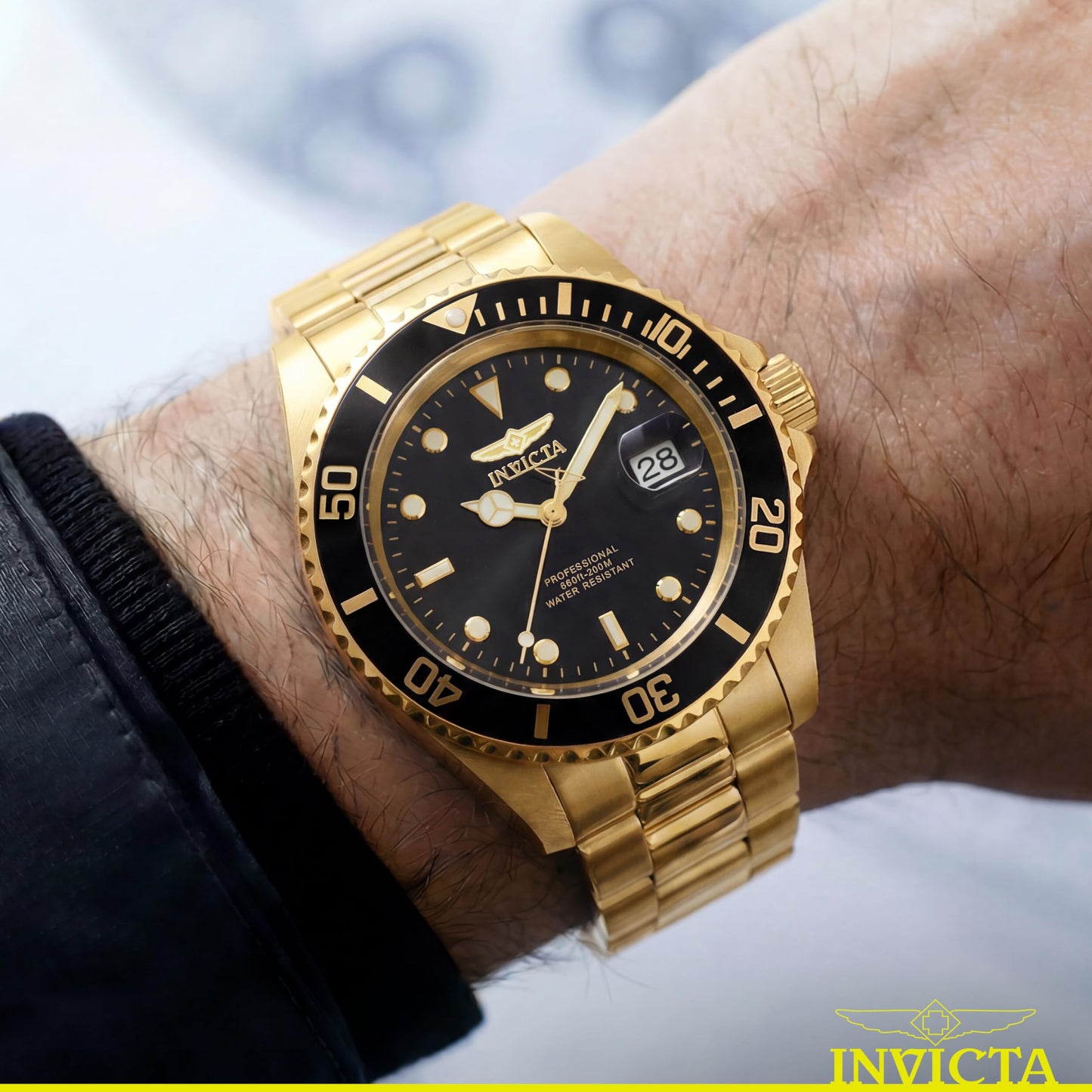Invicta Men's Pro Diver Quartz Watch with Stainless Steel Strap, Gold, 20 (Model: 26975)