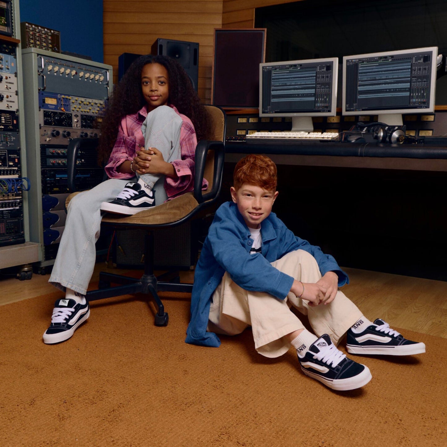 Vans Kids' Knu Skool Shoe - '90s Retro Puffy Fashion Sneakers, Boys & Girls