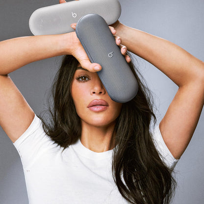 Beats Pill x Kim Kardashian Altavoz Inalámbrico con Bluetooth (Gris Oscuro)