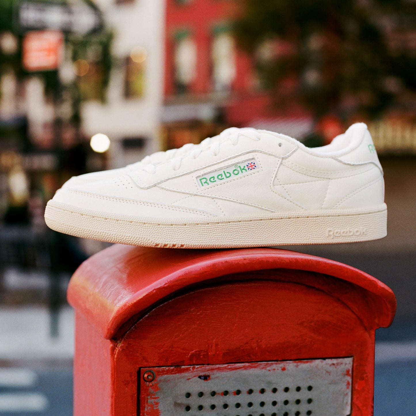 Reebok Club C Vintage Tennis Sneakers for Men, Casual White Mens Shoes, Top-Chalk/Paperwhite/Glen Green