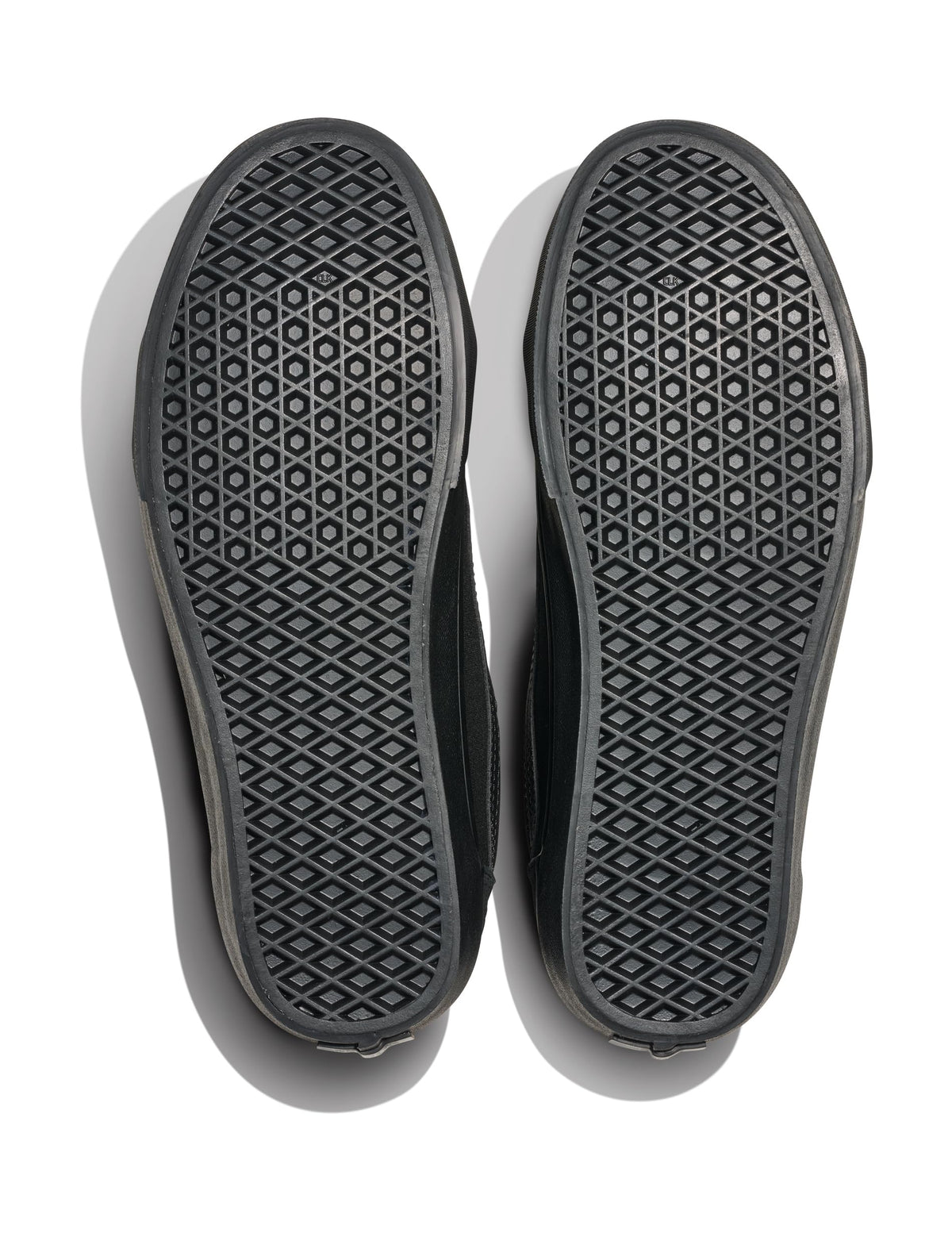 Vans Men's Vero LS Shoe - Casual Low-Top Sneakers for Fashion, Work & Walking