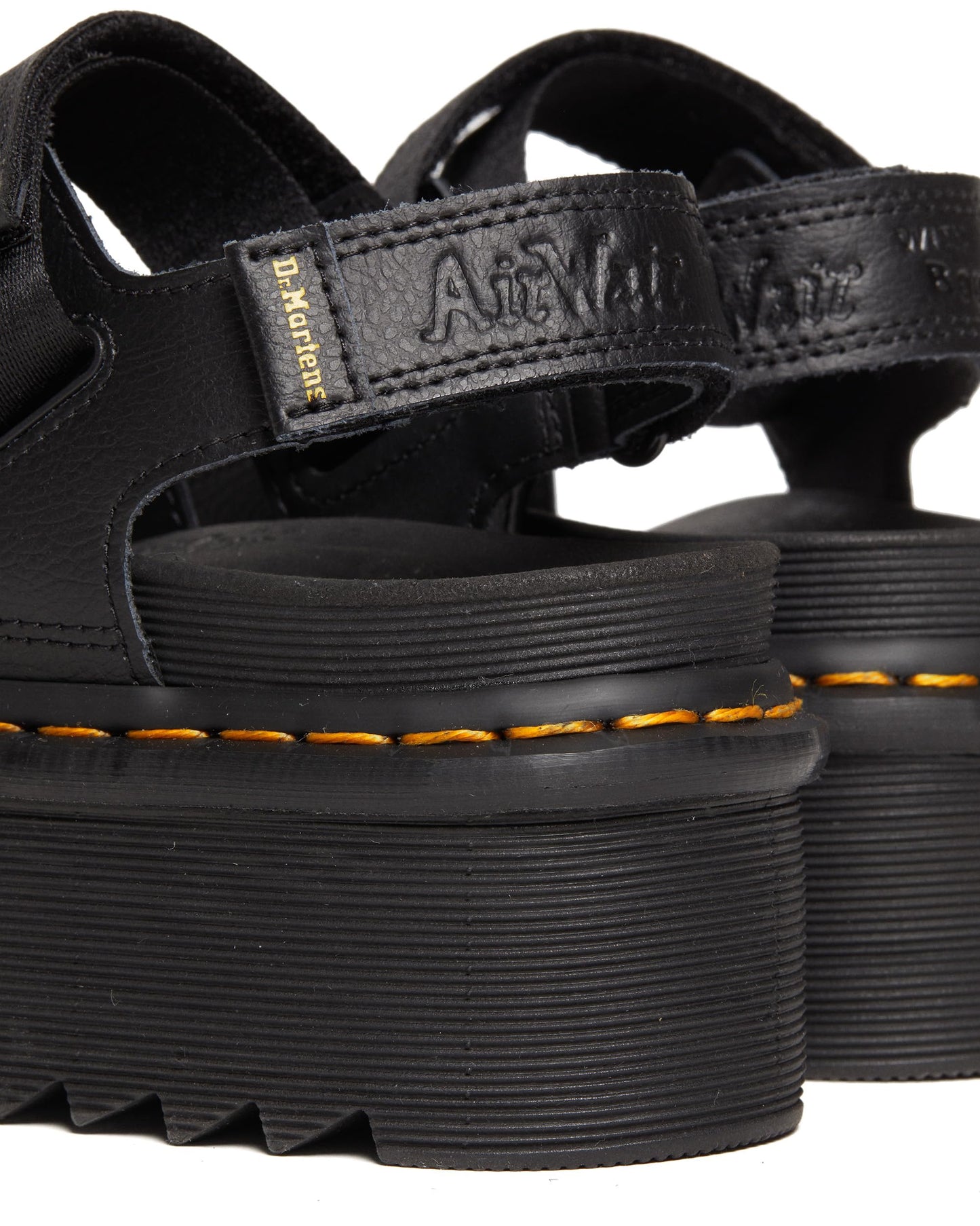 Dr. Martens Unisex Kimber II, Black Athena Webbing