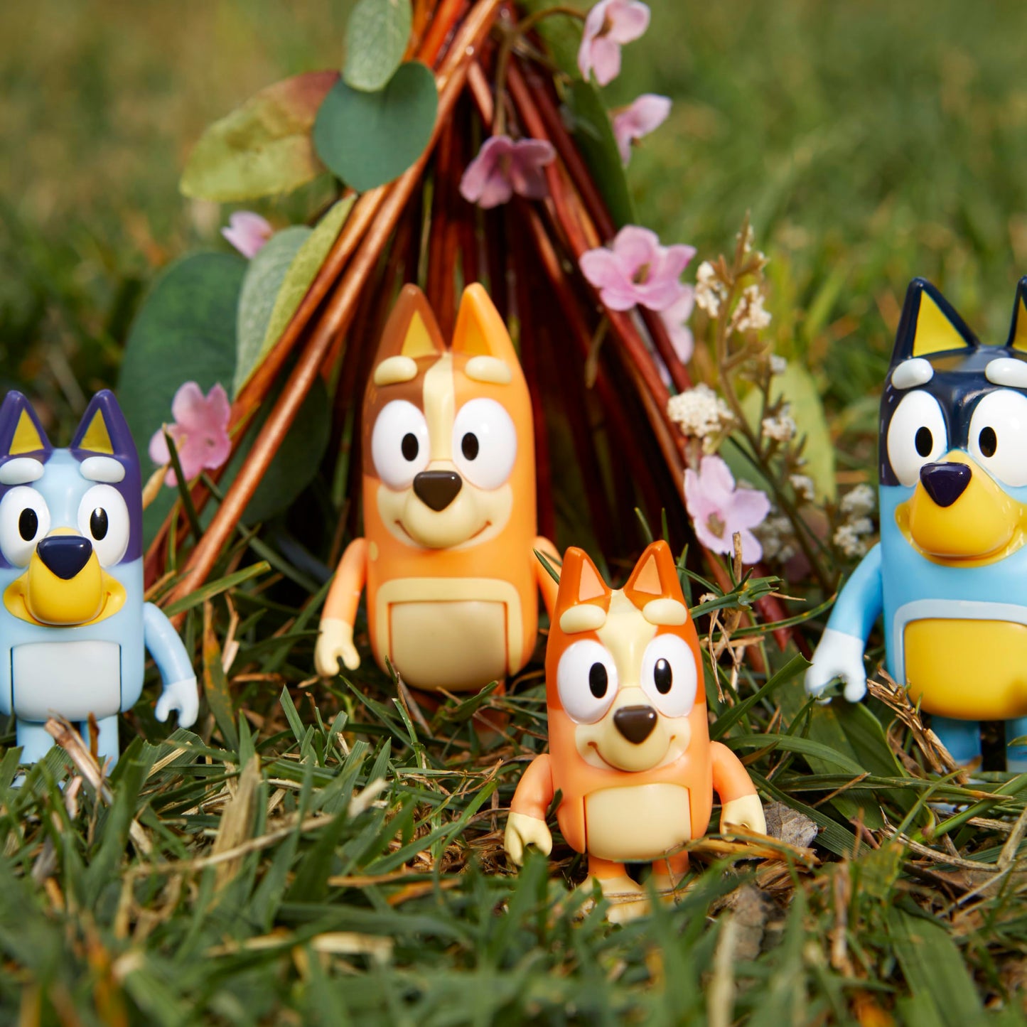 Bluey Paquete de 4 Figuras Familiares (Para Niños de 3+ Años)