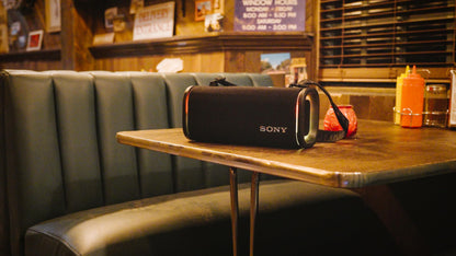 Sony ULT Field 5 Altavoz Portátil Inalámbrico (Negro / Modelo SRSULT50B)