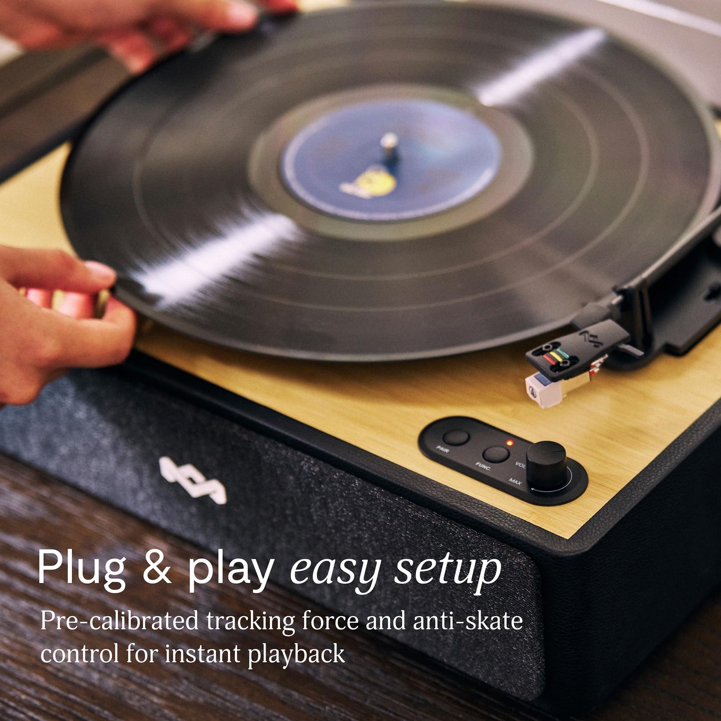 House of Marley Rise Up Tocadiscos Bluetooth (Acabado de Bambú)