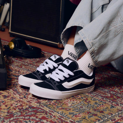 Vans Kids' Knu Skool Shoe - '90s Retro Puffy Fashion Sneakers, Boys & Girls