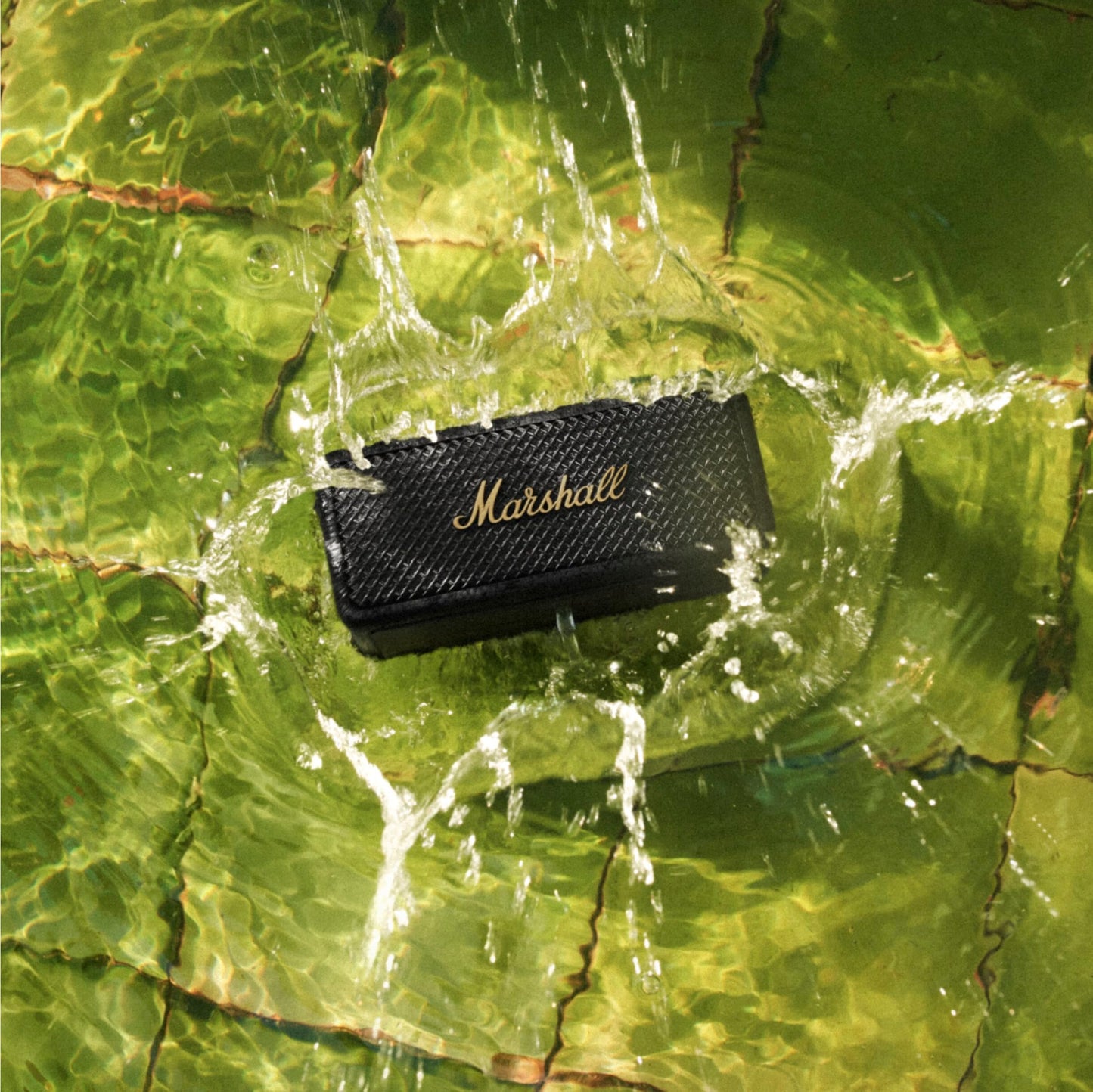 Marshall Emberton II Altavoz Portátil Bluetooth (Negro y Latón)